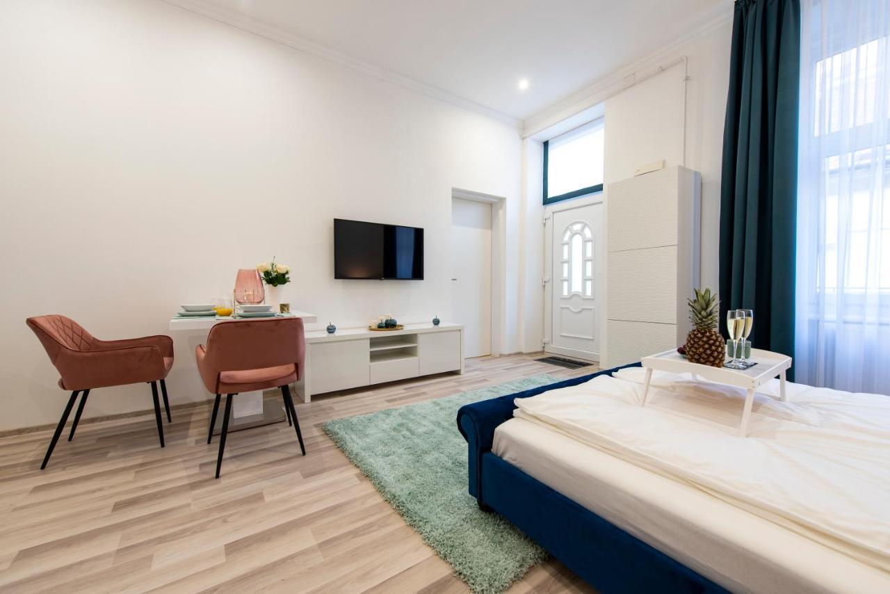 City Centre Deluxe Apartments Budapesta Exterior foto